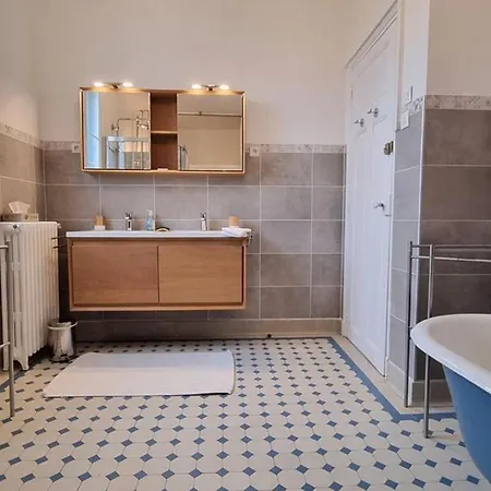 Holiday home Maison De Meuliere Pres De Paris Avec Jardin, Cheminee Et Confort Inclus - Fr-1-527-45 *