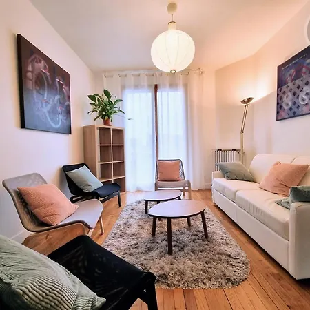 Maison De Meuliere Pres De Paris Avec Jardin, Cheminee Et Confort Inclus - Fr-1-527-45 Holiday home Carrieres-sur-Seine